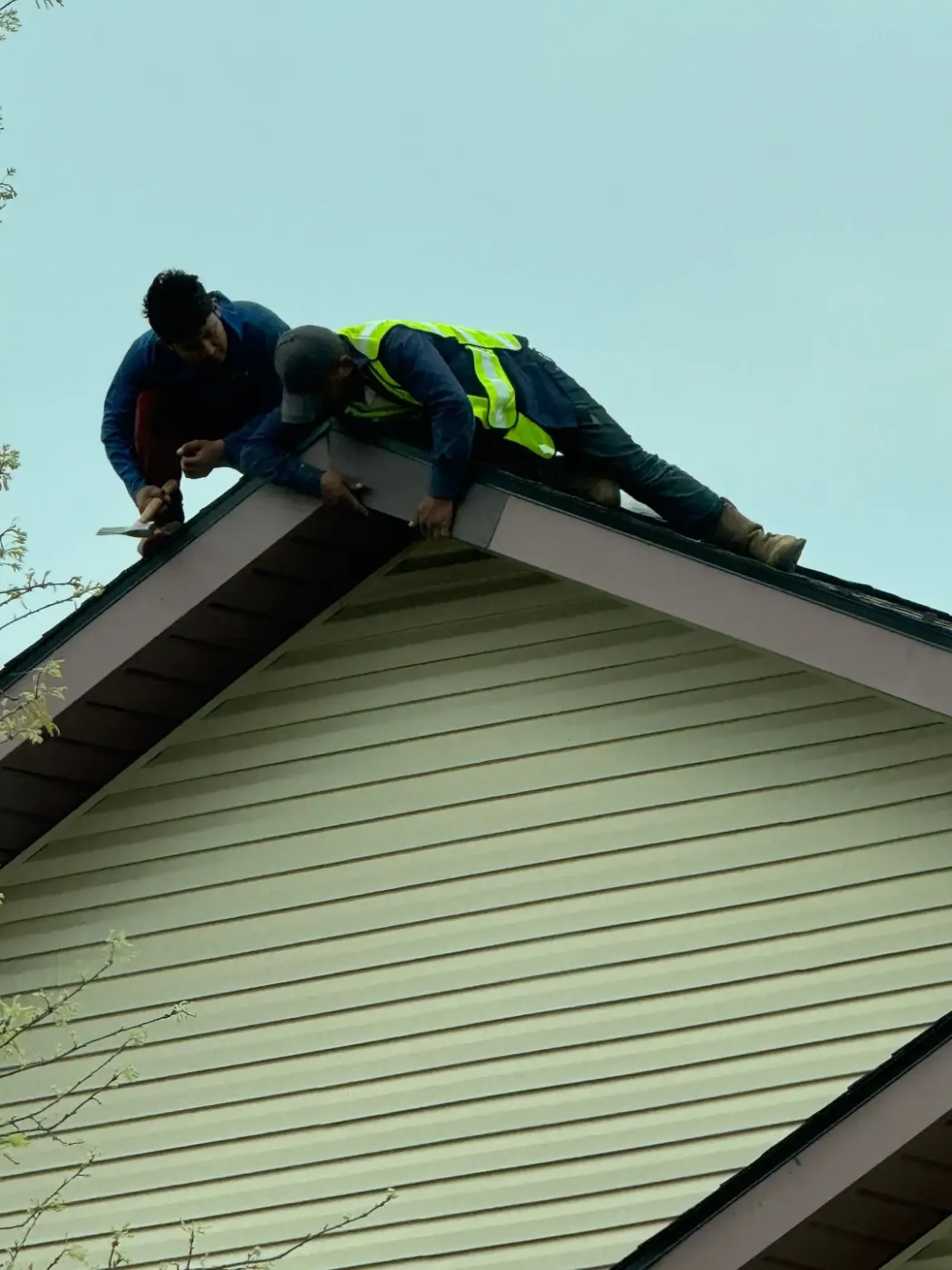 Tarping and dry-in on a Delphi commercial roof